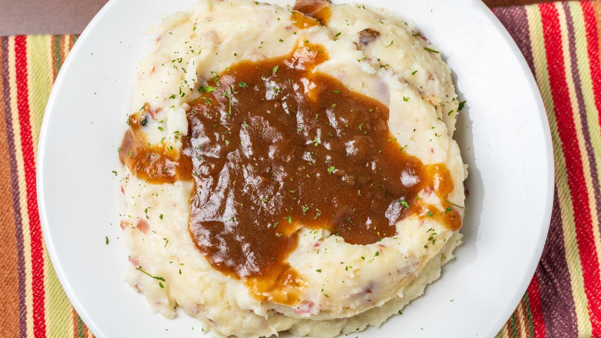 Smashed Potatoes and Beef Gravy